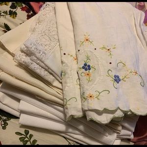 24 Vintage Estate Cloth Napkins Ivory White Lace